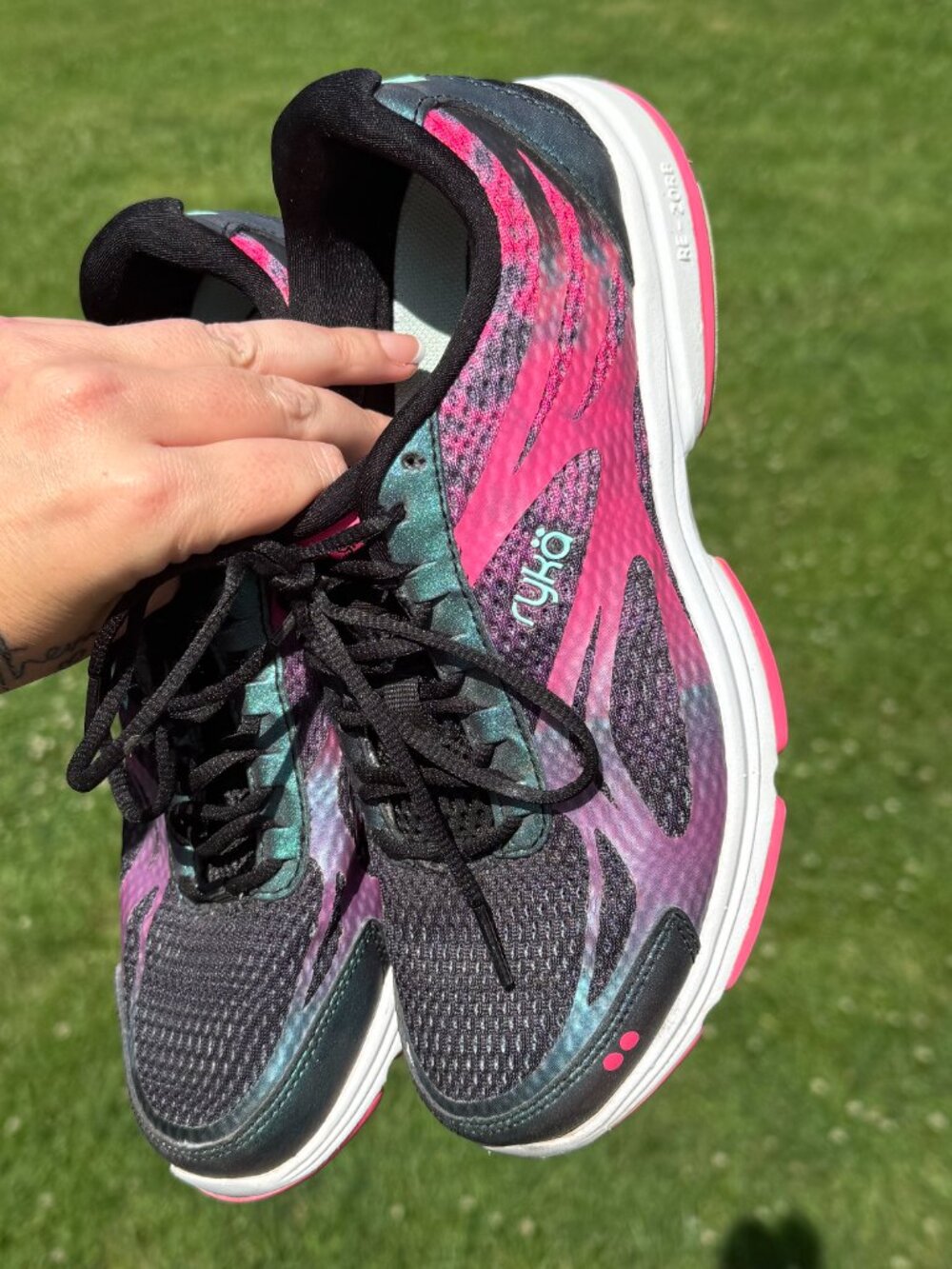 Ryka Devo Plus 2 Running Shoes Y2K Gorpcore Athleisure Womens 8.5 3796